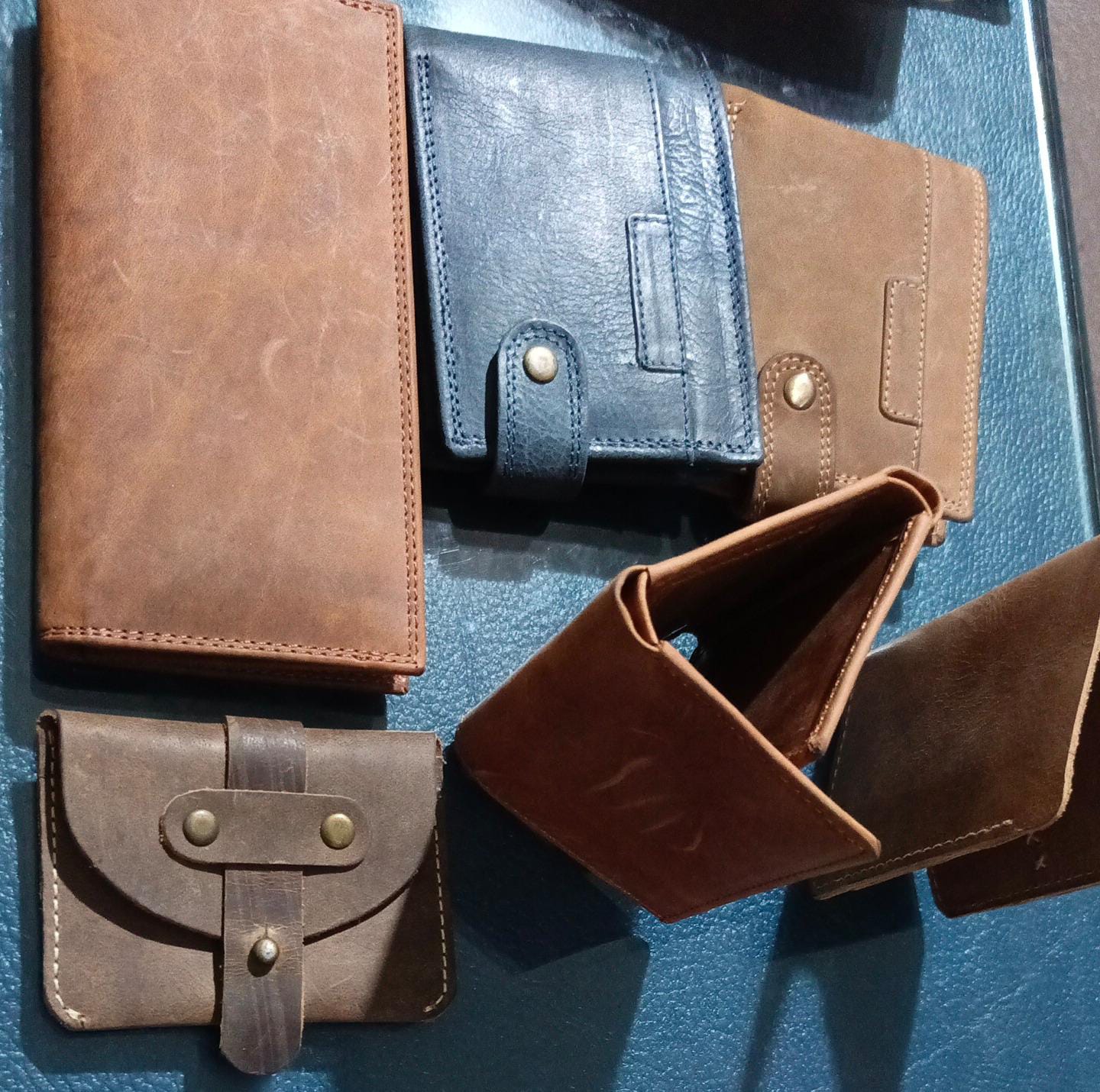 PORTE FEUILLES / CARTES